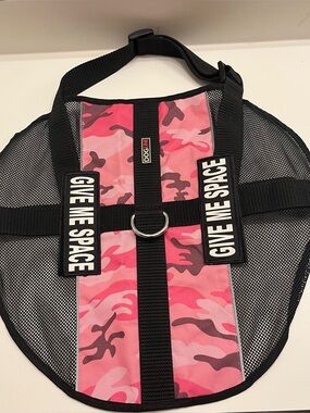 Pink Camouflage 'Give Me Space' Dog Harness
